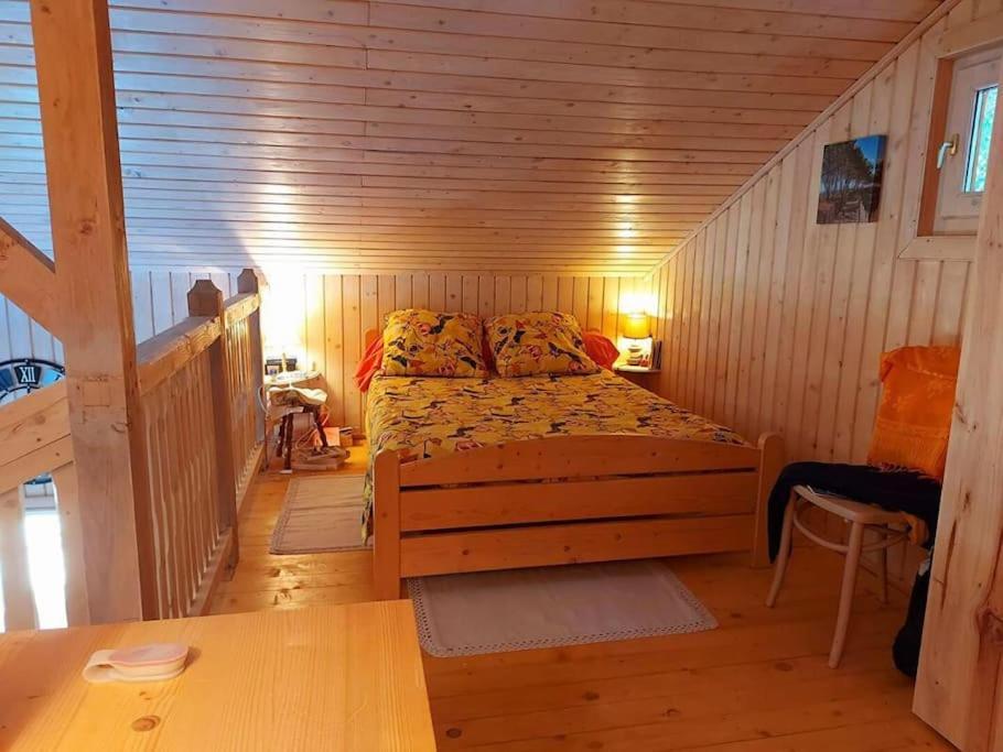 Chalet Au Milieu De La Foret Avec Lac A Proximite Layrac ภายนอก รูปภาพ