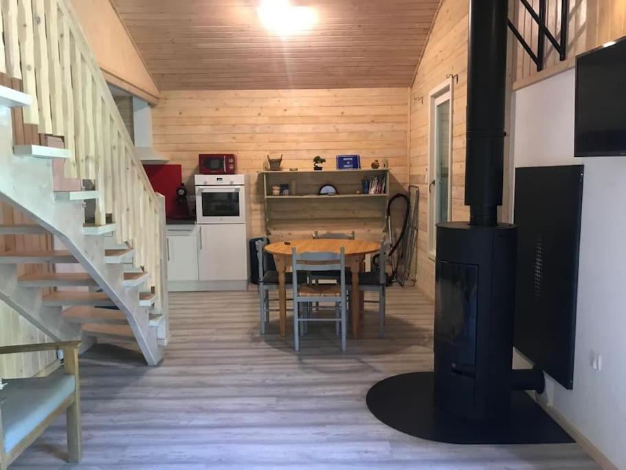 Chalet Au Milieu De La Foret Avec Lac A Proximite Layrac ภายนอก รูปภาพ